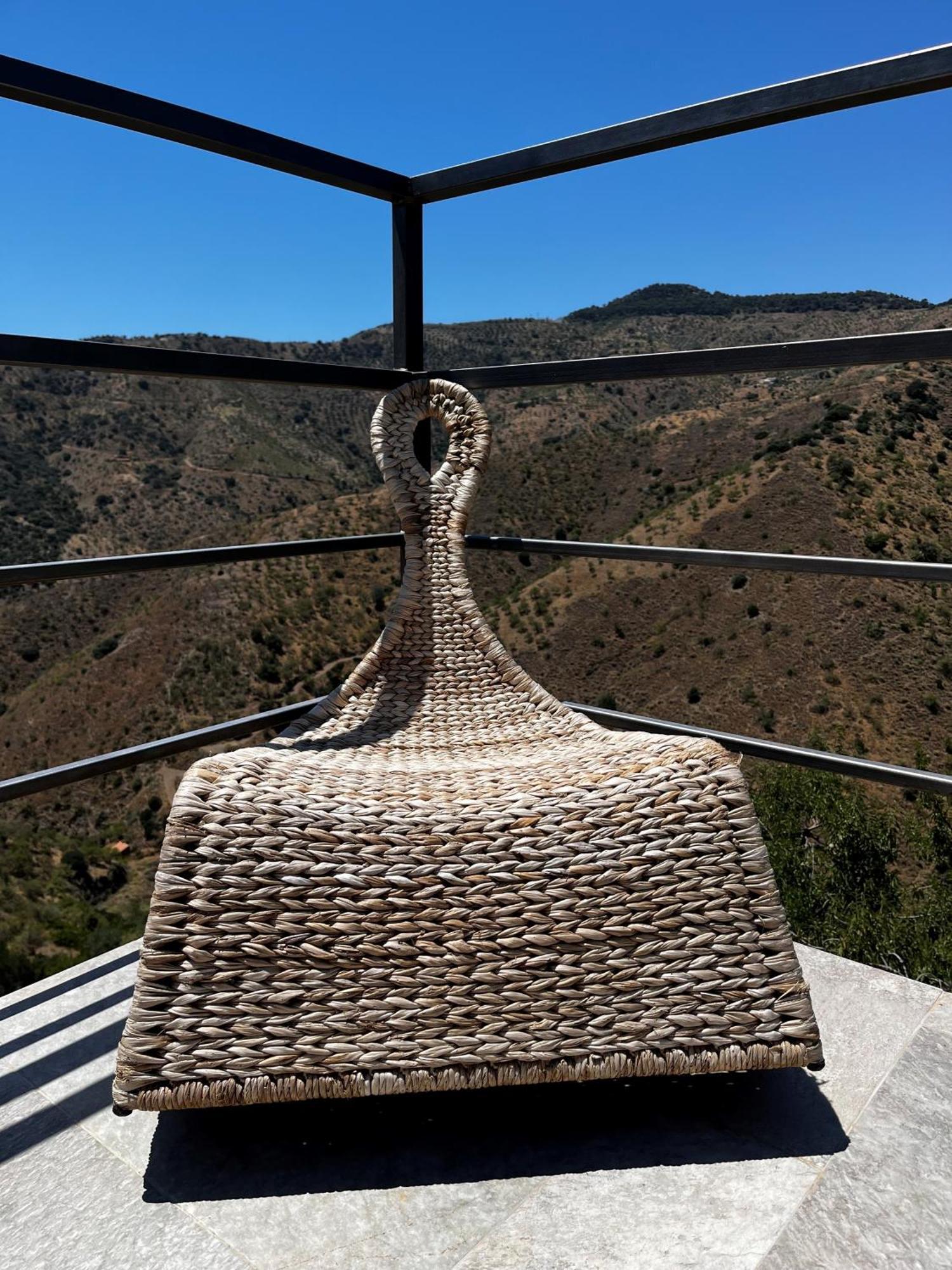 Trompetilla Montes De With Yoga And Villaer
